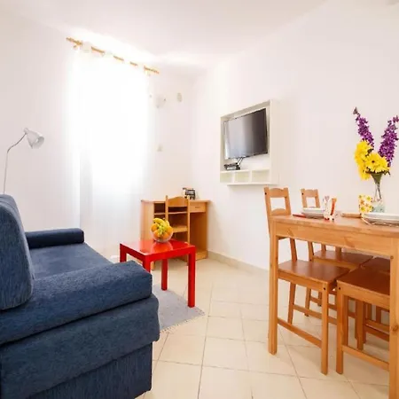 Lumbarda Resort Apartments Room photo