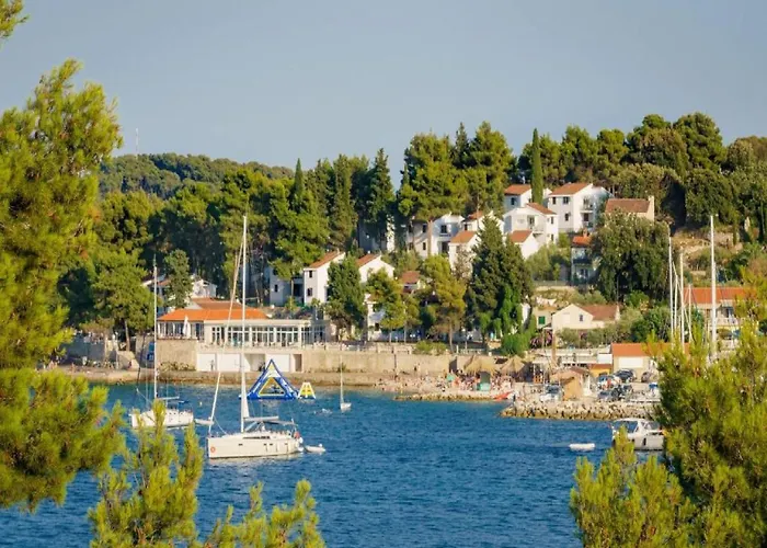 Lumbarda Resort Apartments