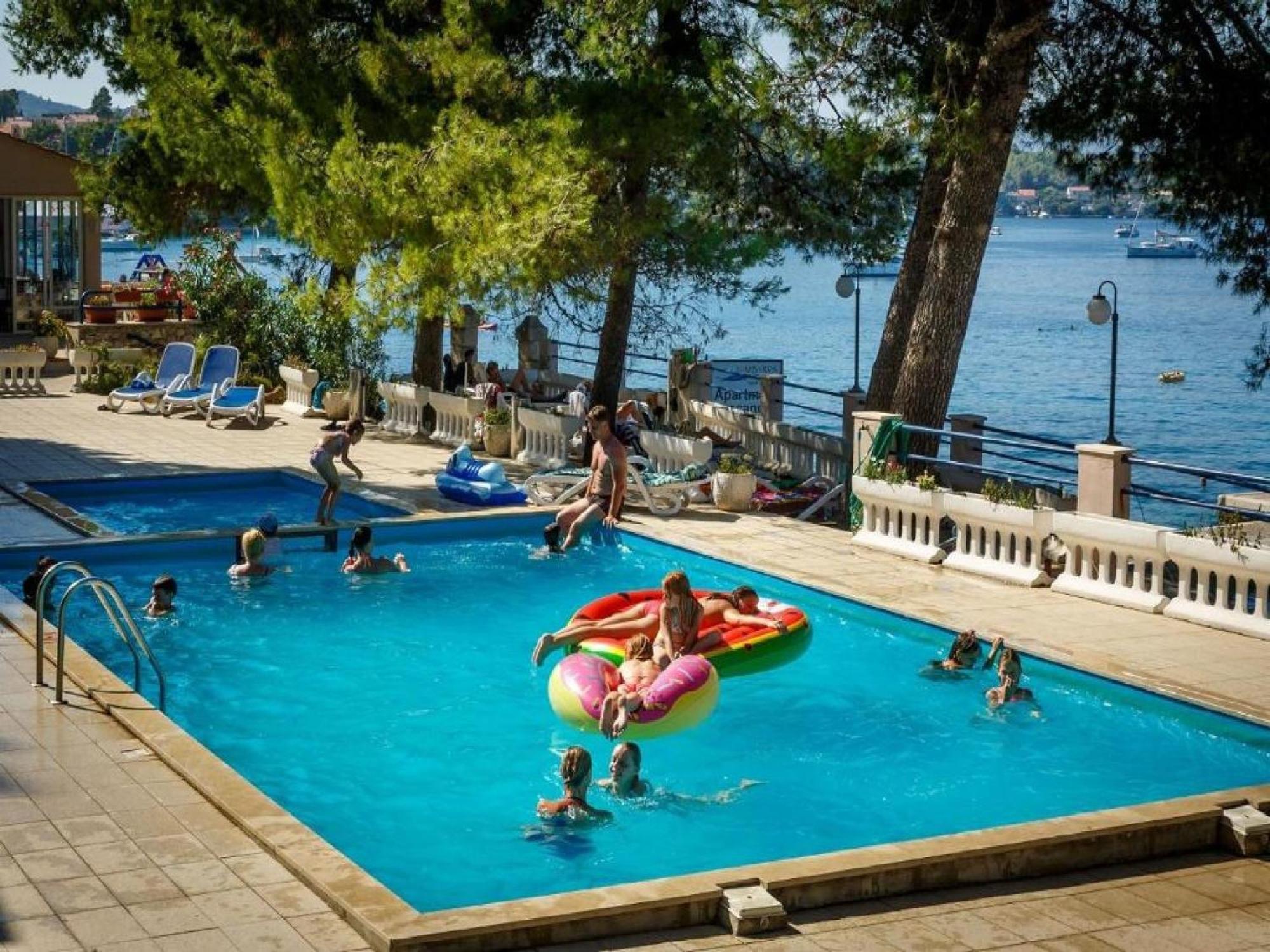 Lumbarda Resort Apartments * Lumbarda