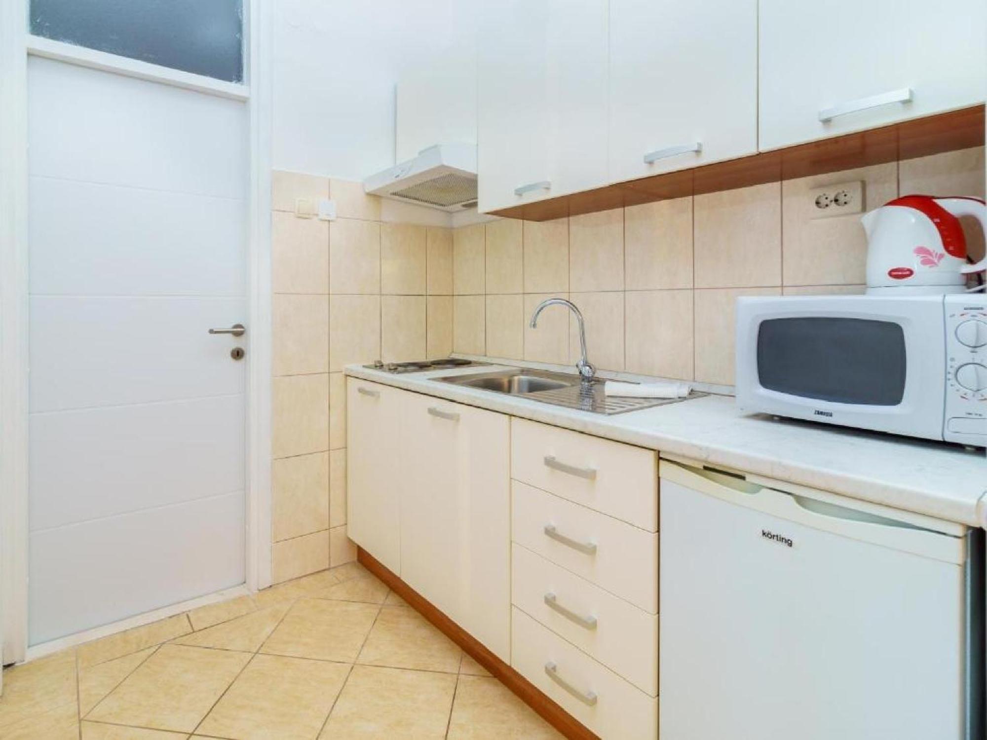 Lumbarda Resort Apartments *